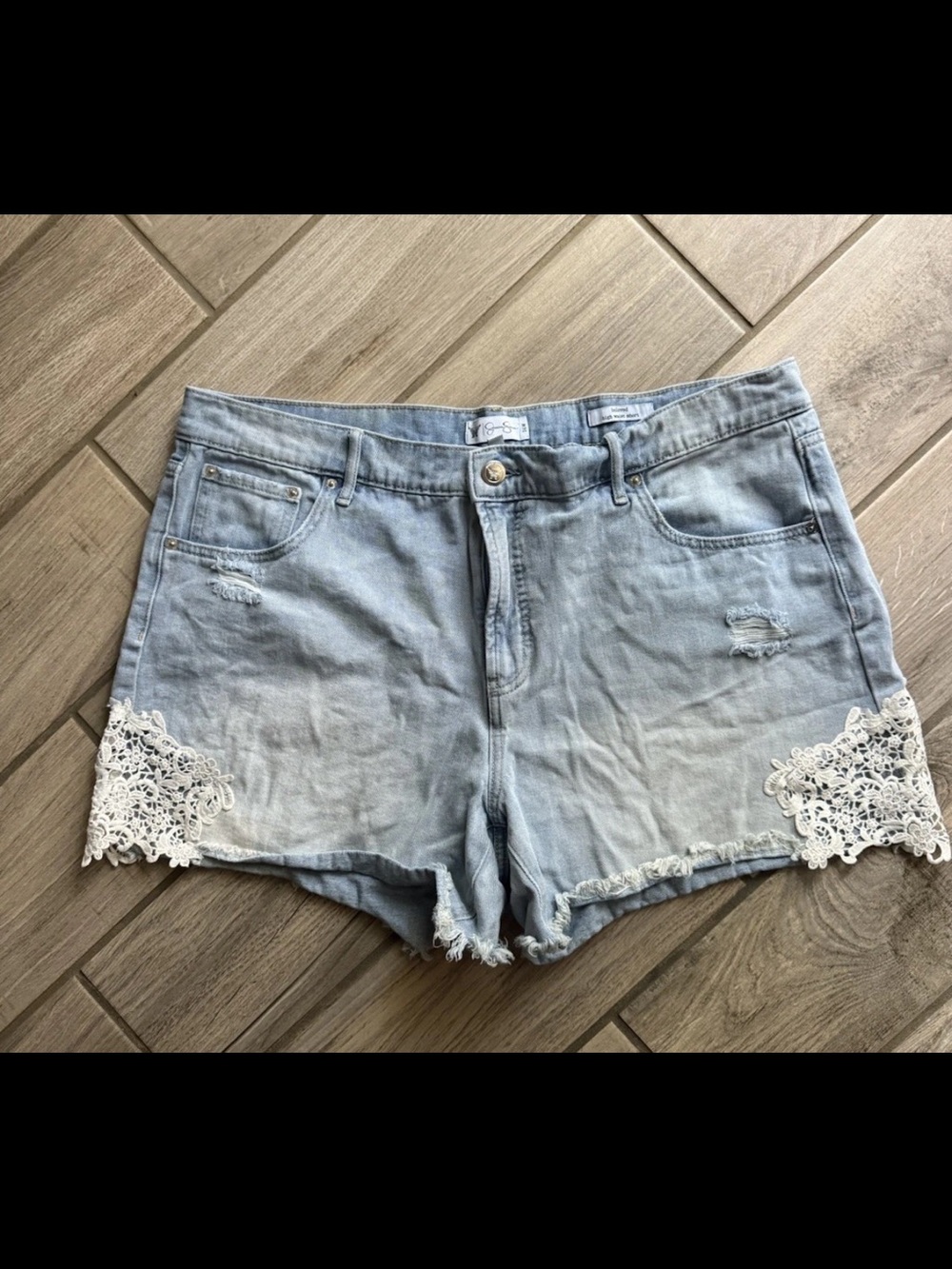 Jessica Simpson Women’s Light Wash Laced High Waist Cut Off Shorts 16W